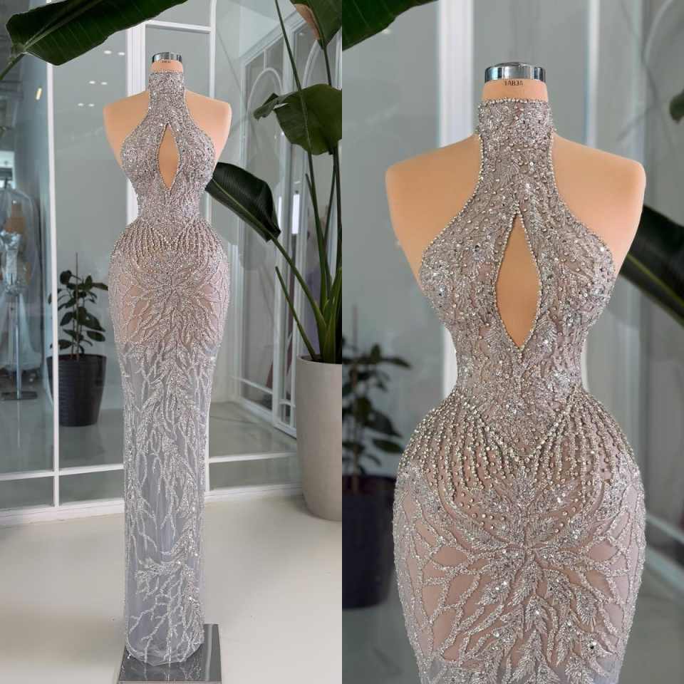 Maxi Dress Halter - Eleganckie sukienki wieczorowe z dekoltem typu