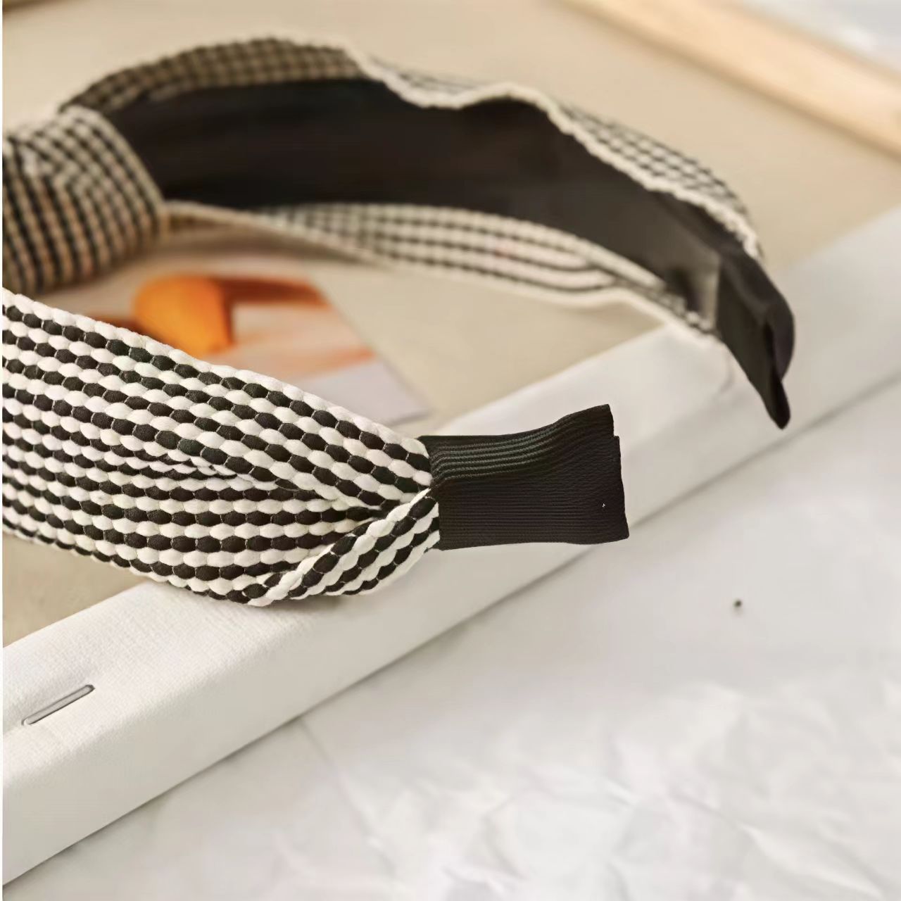 Szeroka opaska do włosów w sza – Headband Summer Knit recenzja i cena